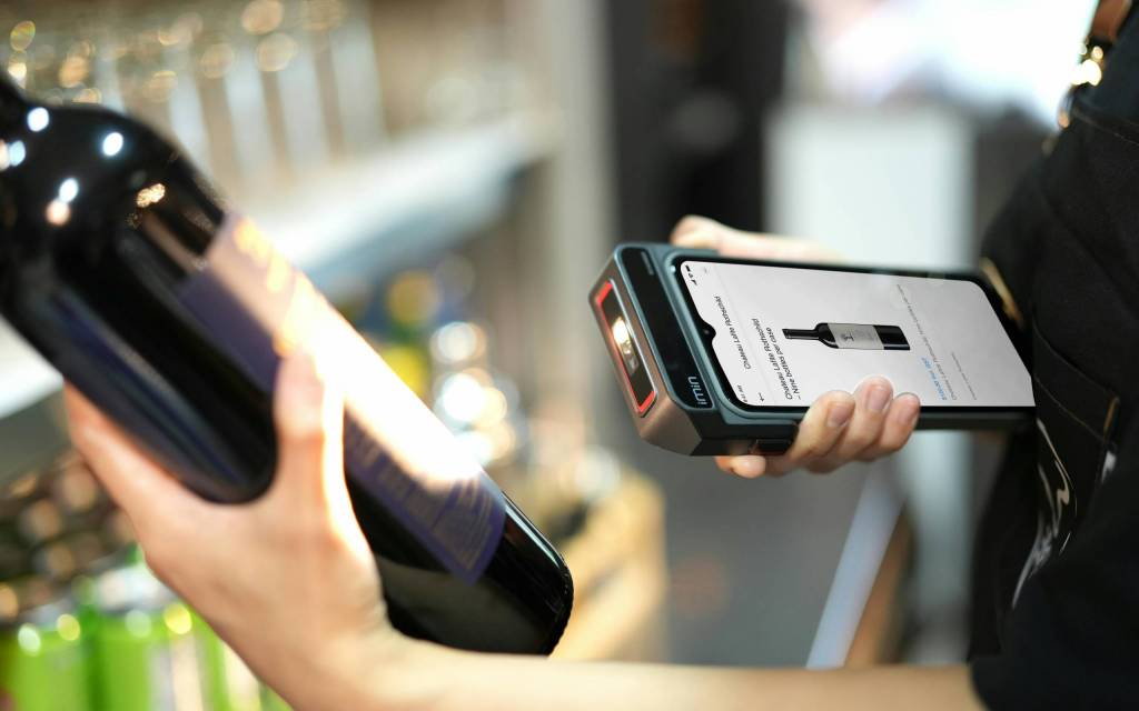 Lector de código representando la IA en retail